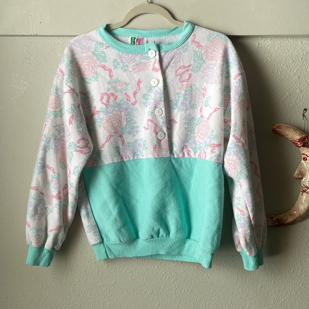Vintage Bolo Spirit 80’s style colorblock floral pullover sweater